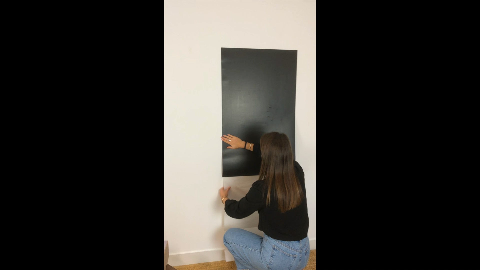 Carica il video: Demostración de instalación de papel pintado Ferflex